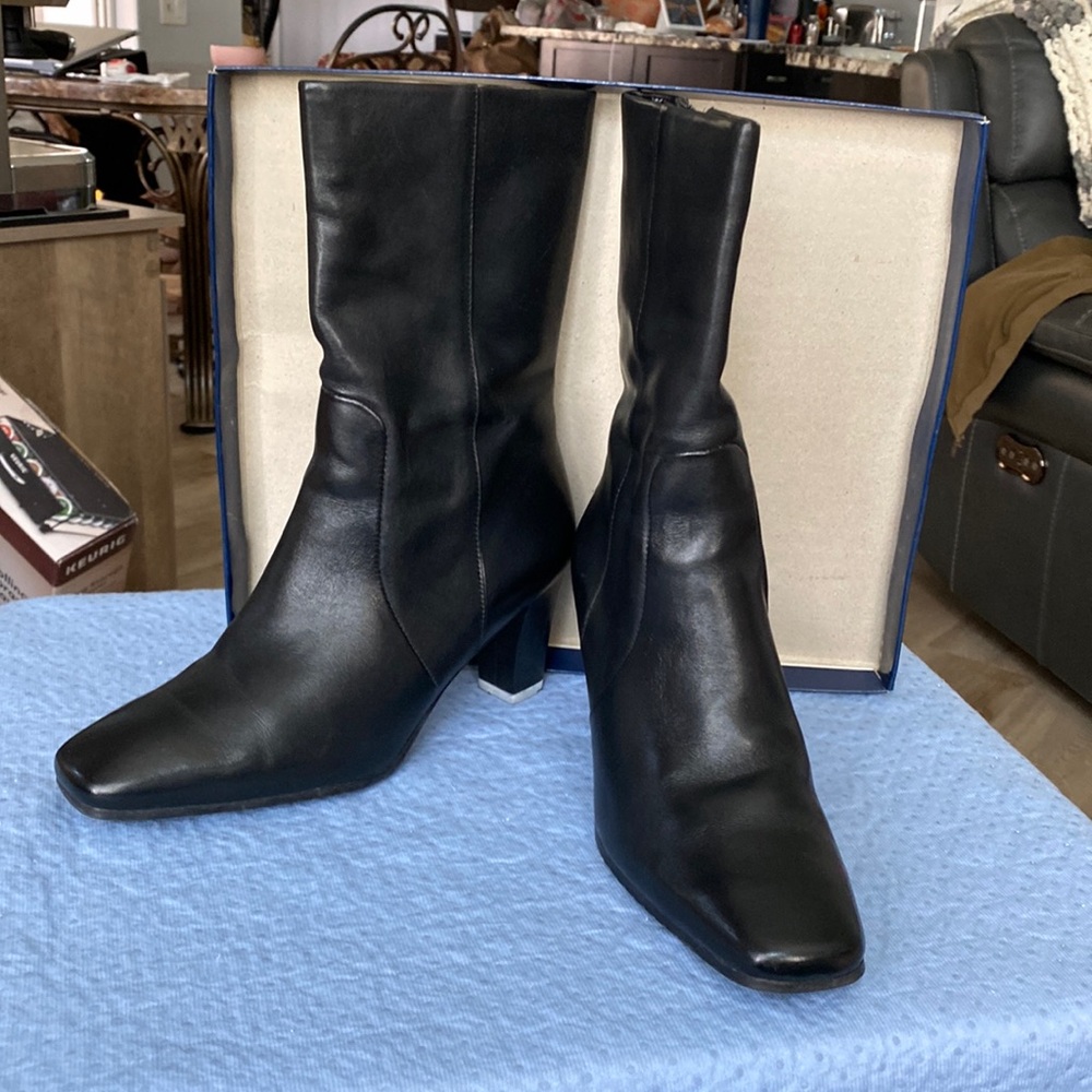 Easy Spirit 7.5 Bandit Black Upper leather boots